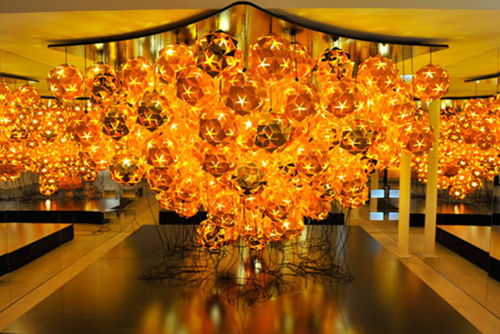 Installazioni: Tom Dixon per Veuve Clicquot