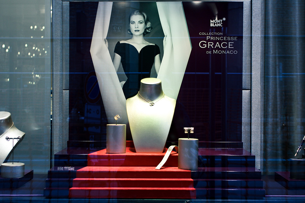 Evento esposizione Mont Blanc princesse Grace De Monaco