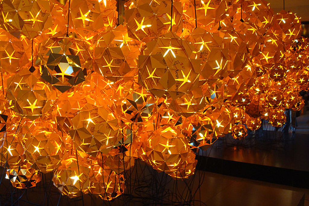 Installazioni: Particolare evento Tom Dixon per Veuve Clicquot