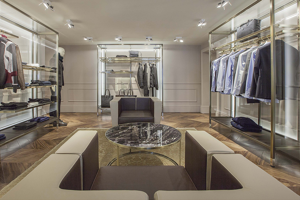 Interno showrooms salotto