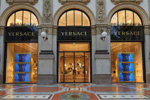 Versace Galleria Milano Natale 2014 Ingresso