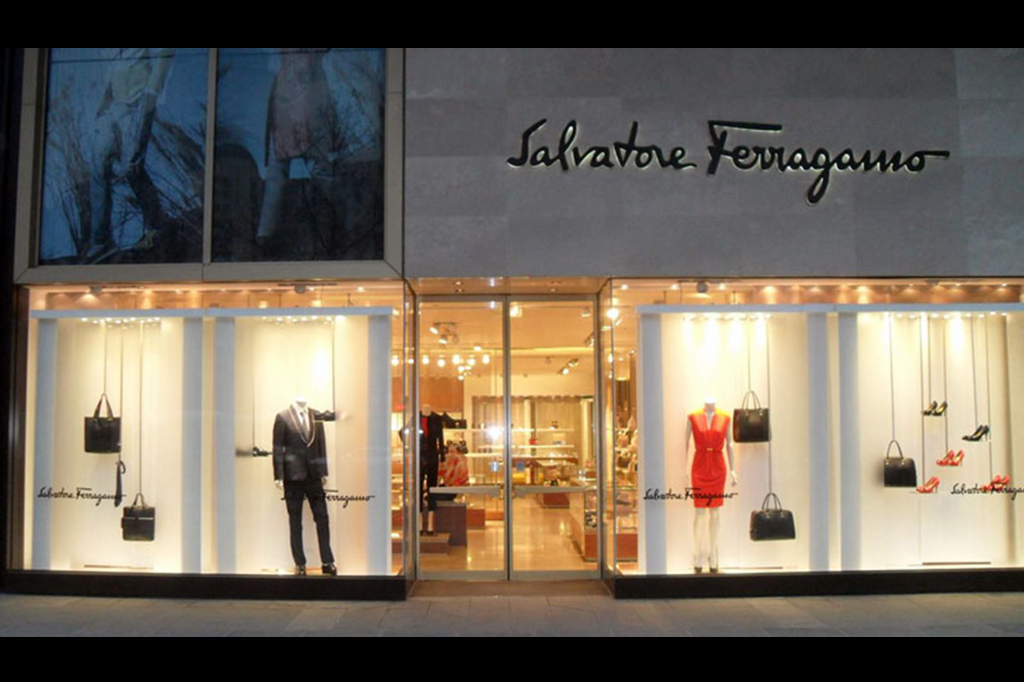 Vetrina Ferragamo Autunno Inverno