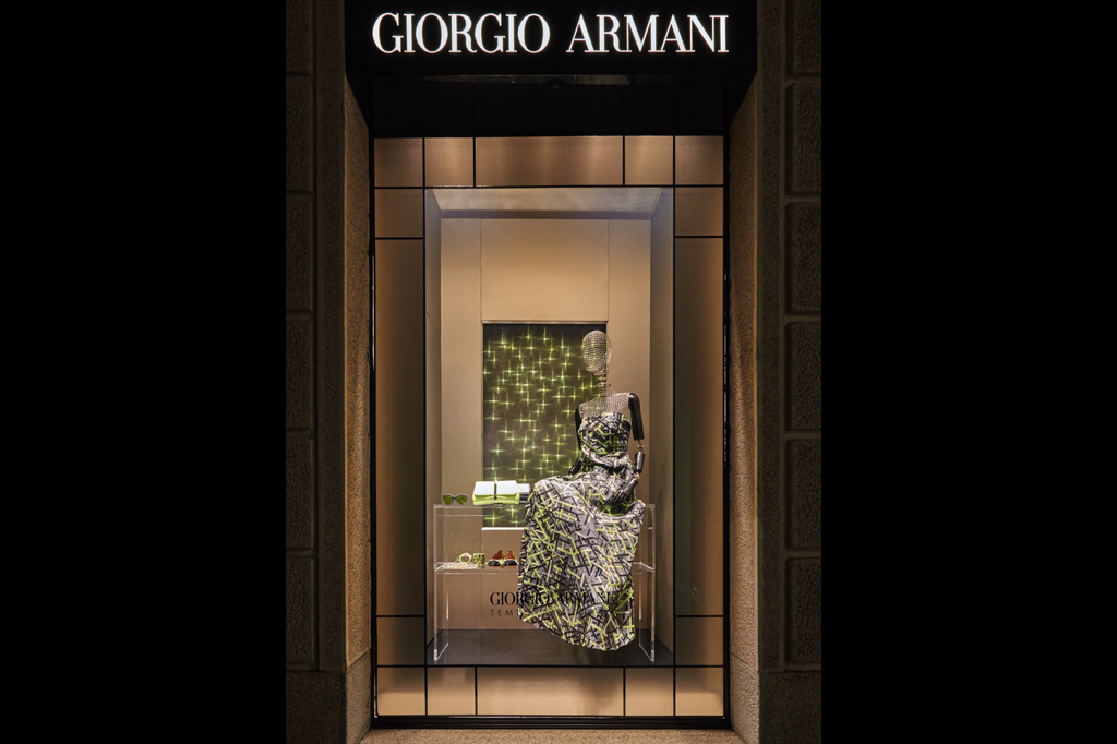 Vetrina Giorgio Armani Natale 2014