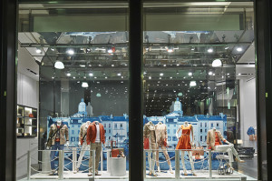 Vetrina Trussardi Primavera Estate 2014